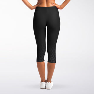 Capri Leggings - Obsidian Black - Synergetic Heroes